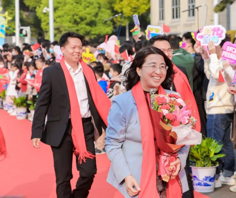 首位走上红毯的女性科学家,华中农业大学教授赵书红.湖北省科技厅供图