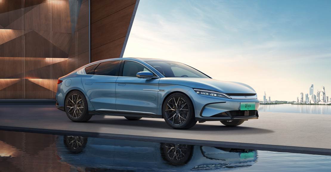 比亚迪新款汉ev和特斯拉model 3正面竞争,起售价20.