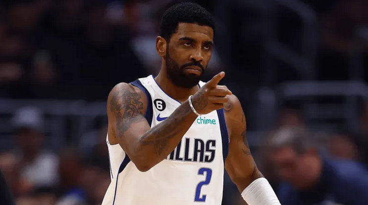 今日对阵湖人 此前缺阵3场的凯里-欧文将出战|湖人|凯里·欧文|独行侠