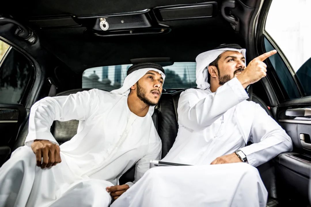 中东土豪买爆文娱