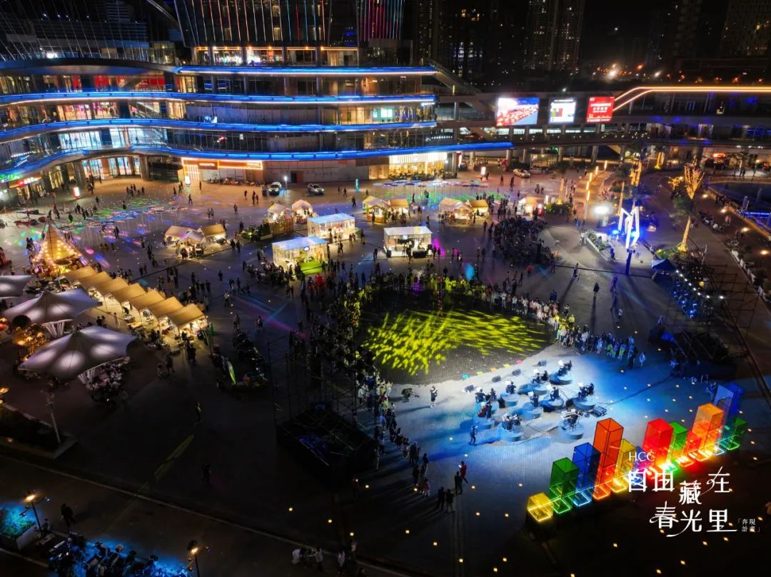 那就是华彩·海口湾广场好玩,好吃,好逛的地方可以边看海景,边逛商场