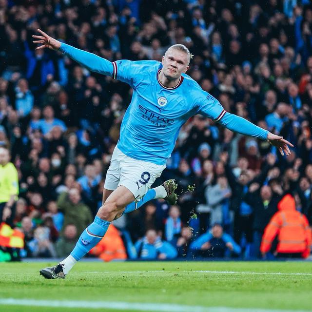 状态火热的哈兰德持续上演进球表演.