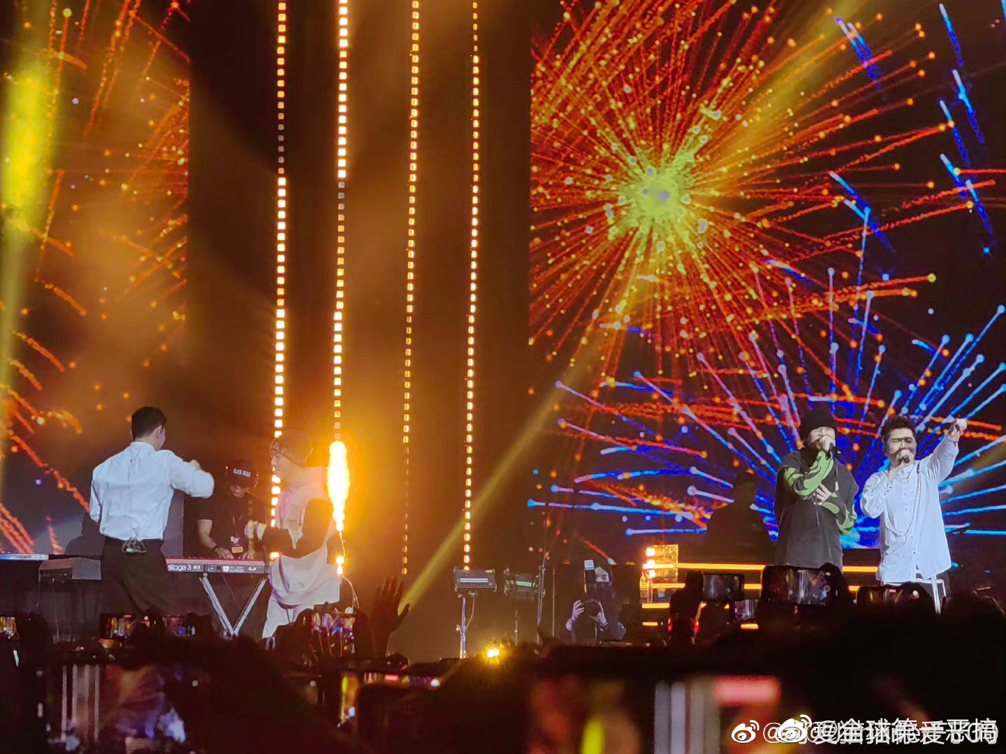 这一次现场实在太嗨了吧，我只能说这个演唱会还是非常值得的……