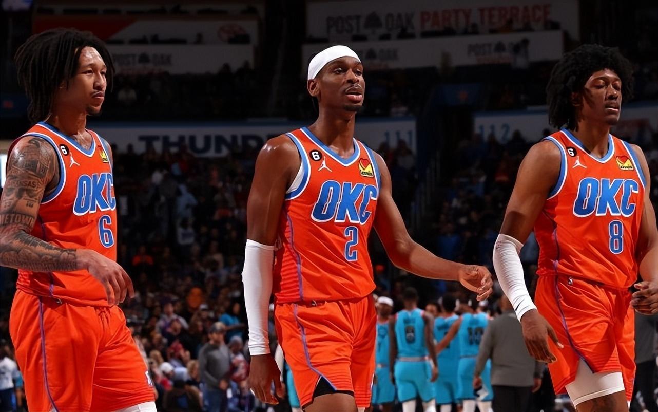 布克空砍46分太阳爆冷负雷霆!亚历山大40分 保罗两双再现大回环