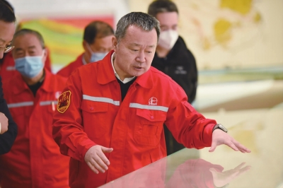 &nbsp;&nbsp;&nbsp;&nbsp;全国人大代表,中国石化中原石油勘探局有限