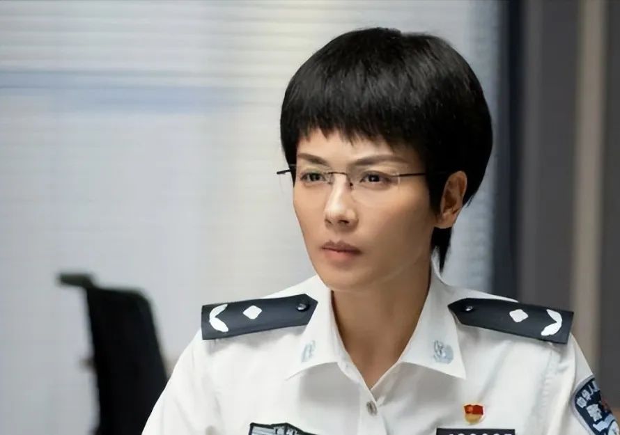片约不断,却演啥毁啥,这4位“戏混子”该醒醒了|县委大院|王一博|混子_新浪新闻