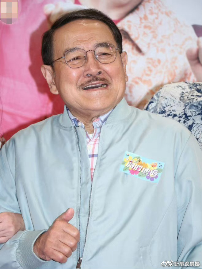 据港媒，刘丹出席活动时被问到网传杨幂早前与父母来香港疑似探望……|刘丹|杨幂|出席活动_新浪新闻