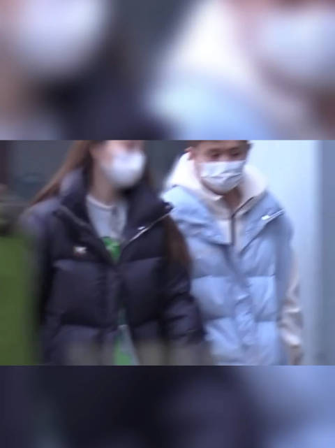 王勉你小子好有福气,居然能找到这么好看的女朋友……|王勉_新浪新闻