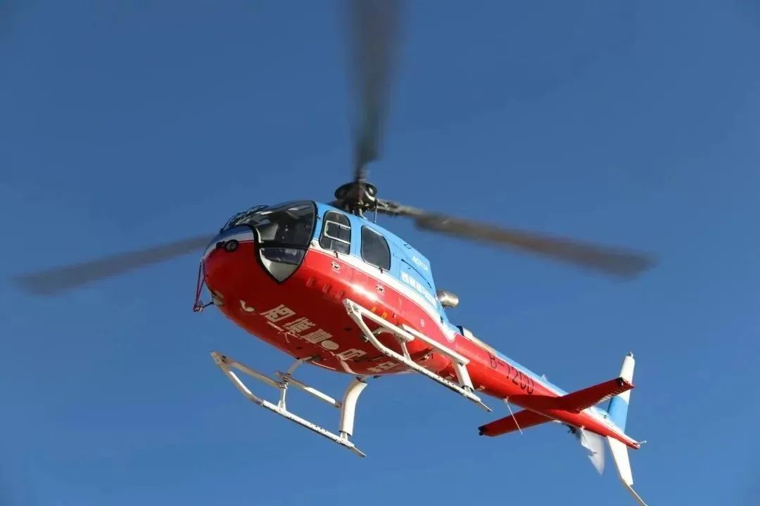 ac311a直升机高高原性能验证飞行圆满完成|直升机_新浪新闻