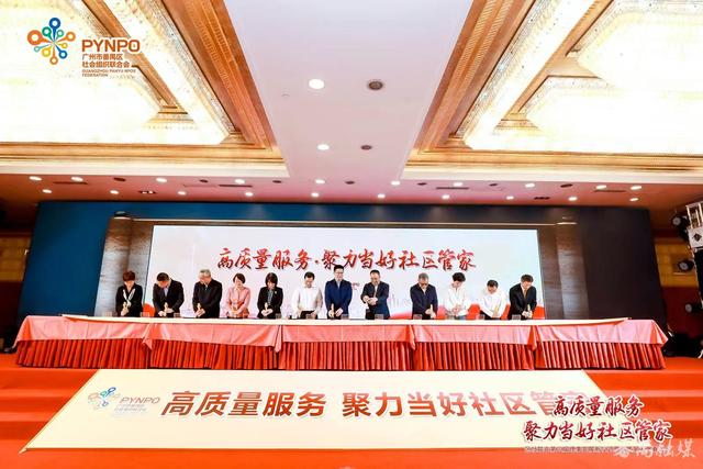 男生把你当朋友还是喜欢你 判断男生心意的实用技巧