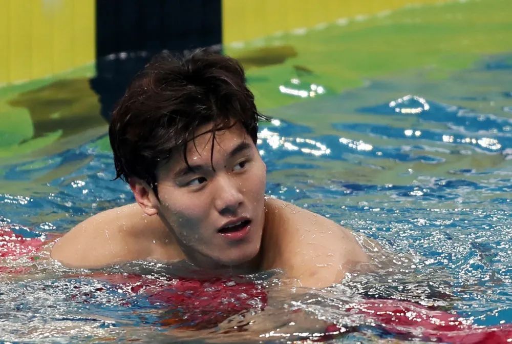 一個35歲,一個21歲,中國游泳前浪奔騰,後浪洶湧 - 新浪香港