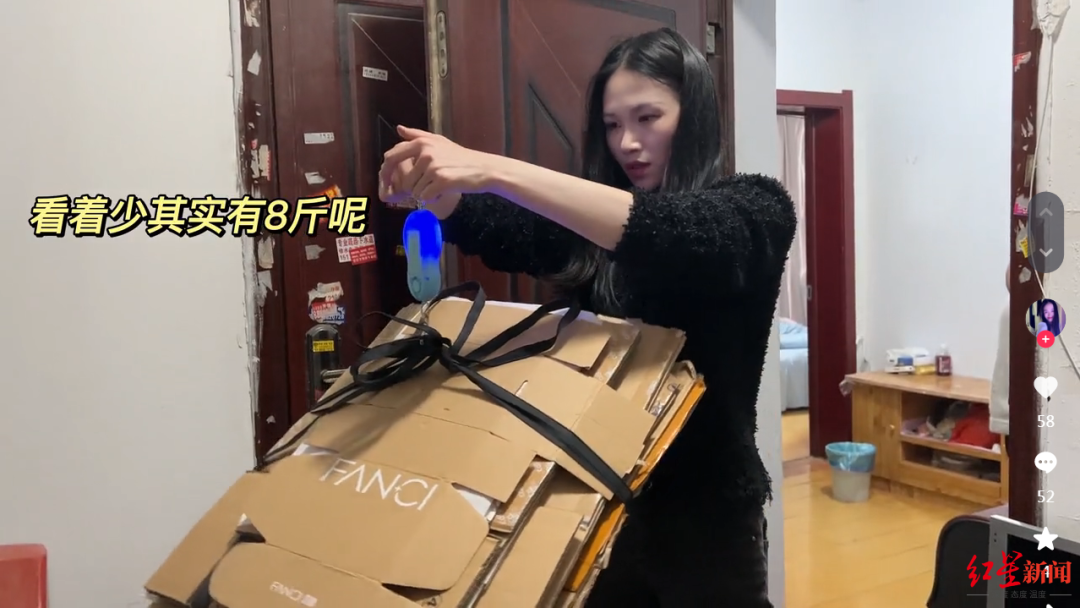 95后女生“收破烂”月入过万被质疑，当事人发声：别让学历成为枷锁休闲区蓝鸢梦想 - Www.slyday.coM