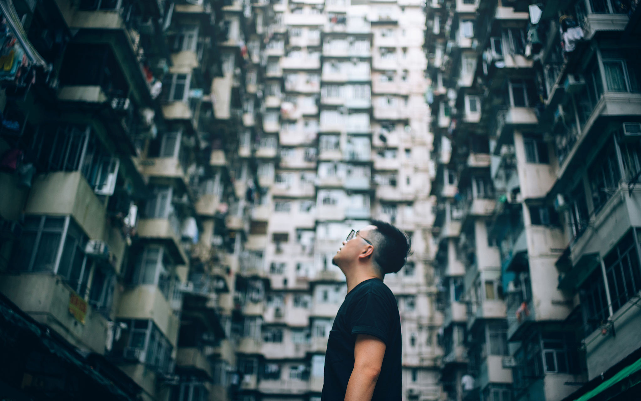 劳动论|香港青年收入与消费调查:何为理想中的体面生活|香港|青年发展蓝图_新浪新闻