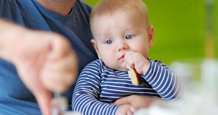 宝宝开始添加辅食后，要怎么训练宝宝的咀嚼能力，怎么添加辅食？