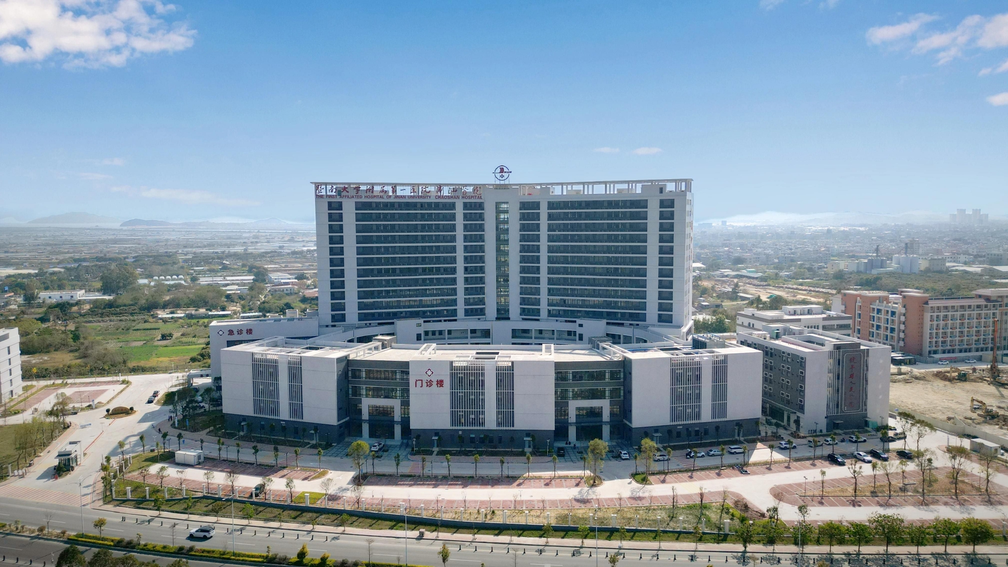 海南东方二甲医院的主治医师工资多少