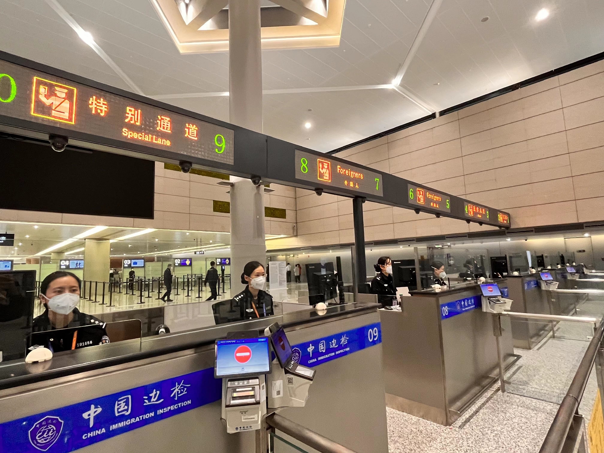 难以置信（上海虹桥机场国内航班暂停）上海虹桥机场复飞，(图1)