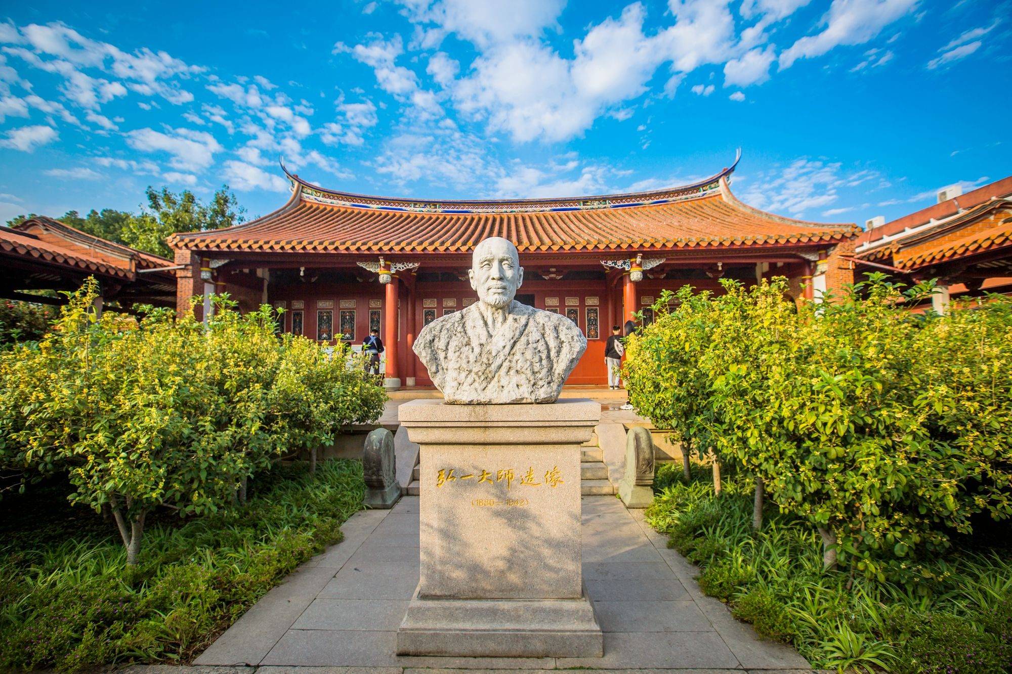 泉州开元寺，被誉为“泉南佛国第一刹”，隐藏着众多全国唯一