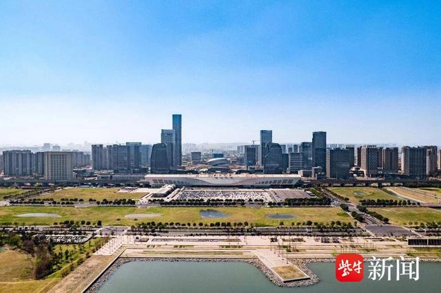 奋进春天里！苏州高铁新城晒出“企业敢干”精气神休闲区蓝鸢梦想 - Www.slyday.coM
