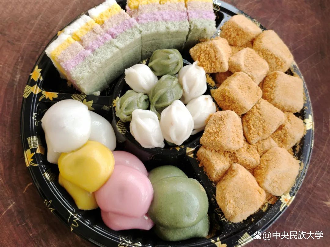 五彩斑斓,做工精细的朝鲜族米糕.(图片来源:图虫创意)