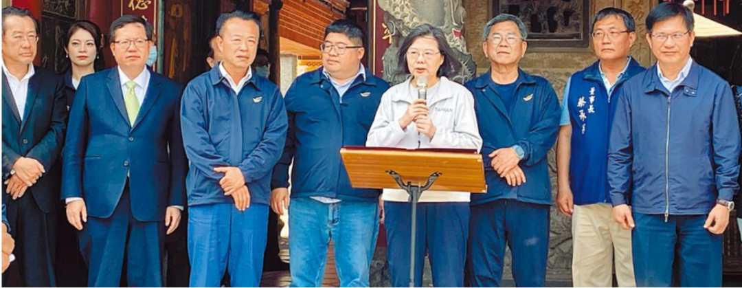 呵，&ldquo;蔡英文祈雨后没多久就下雨了&rdquo;