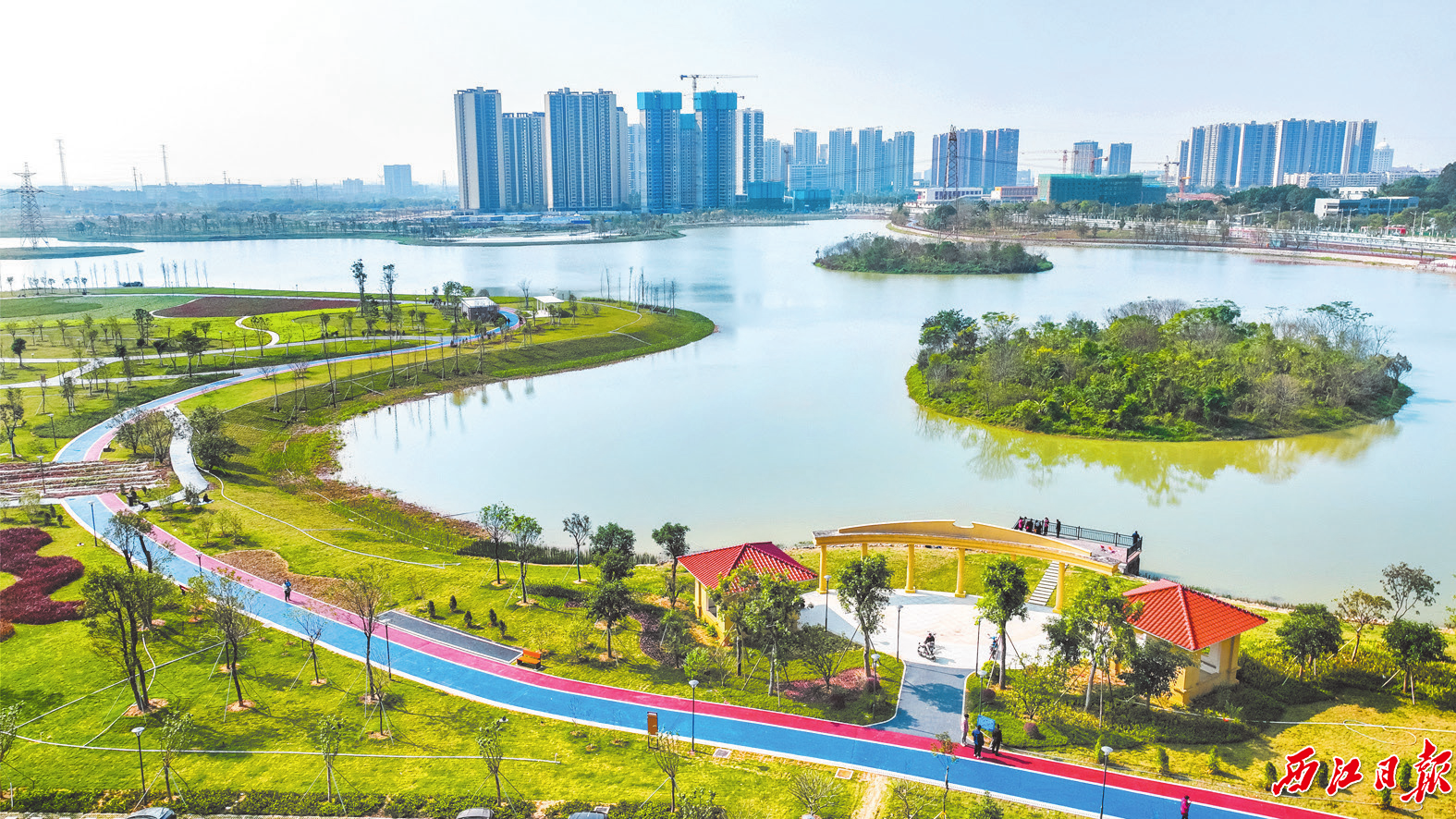 景色优美的麒麟湖公园.