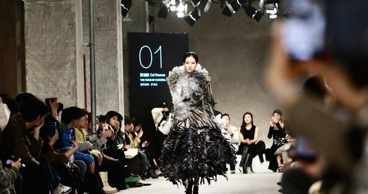 东华学生作品登陆上海时装周，有大四学生已成潮牌主理人