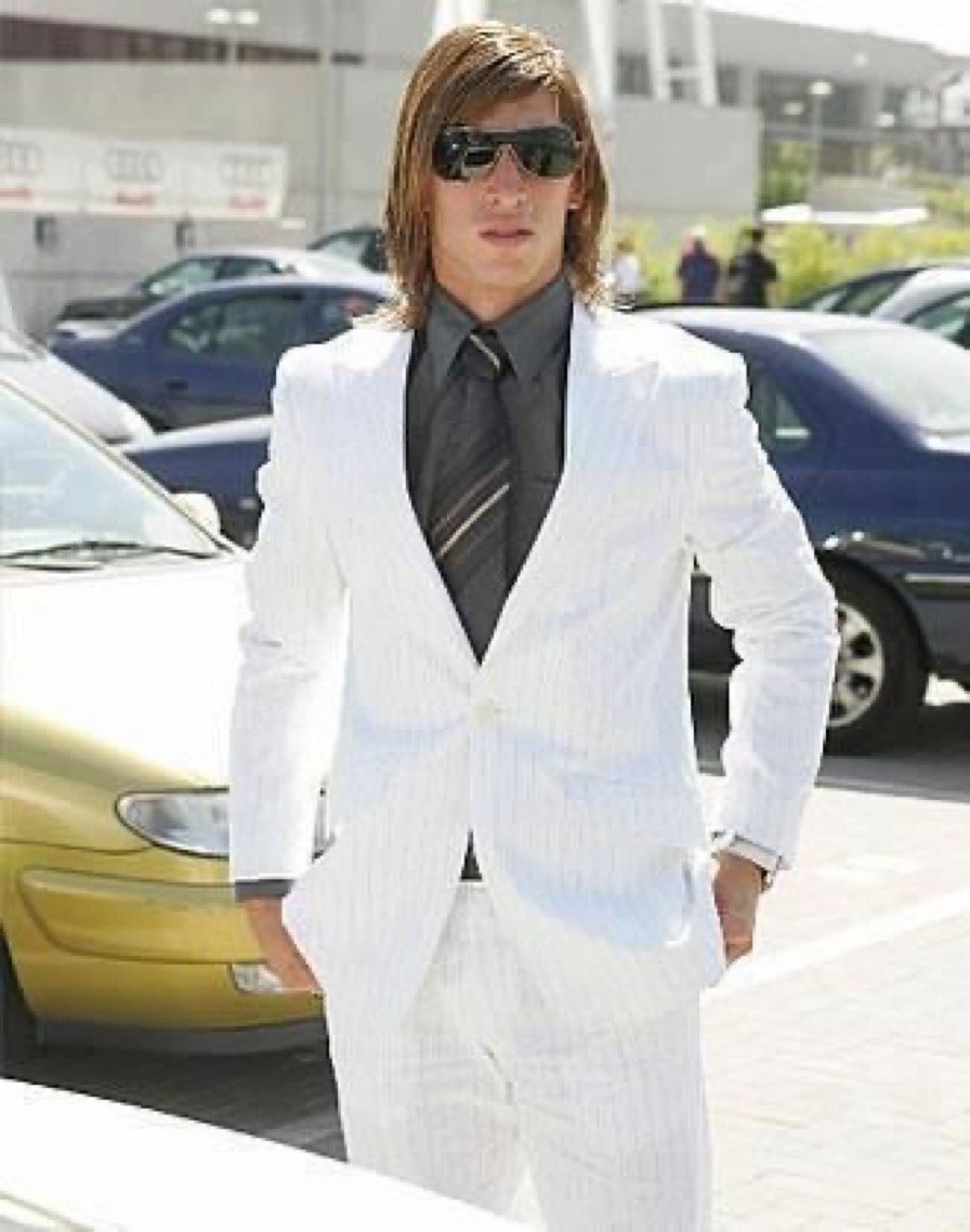 一起来欣赏一些属于拉莫斯的时尚|拉莫斯|时尚|皇马_新浪新闻