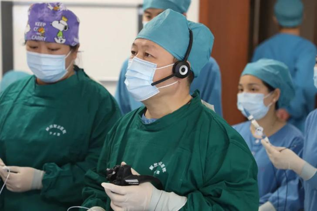 令狐恩强:超级微创手术普及率提升10%,让超级微创手术走向世界|微创