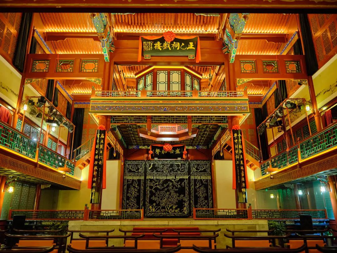 正乙祠戏楼.  新京报 郭延冰 摄