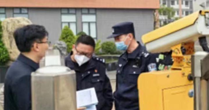 华帝电子原董事长吴刚：华帝股份正派人强行闯入公司 意欲抢夺财务资料