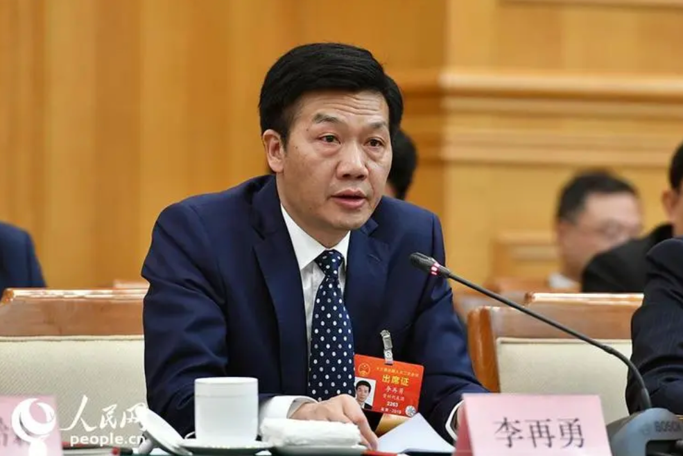 因高速重大交通事故公开道歉的副市长被查,曾是4天前落马的“老虎”下属|林刚_新浪财经_新浪网