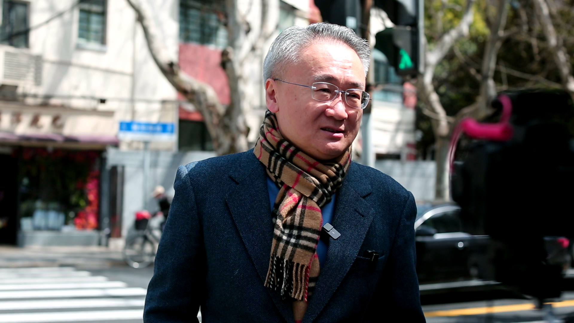 王健漫游街区. 澎湃新闻记者 李思洁 摄