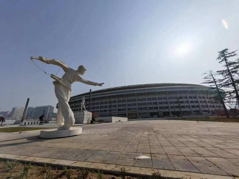 新雕塑将在“新工体”与市民见面。新京报记者 浦峰 摄