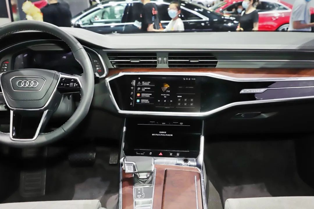 5米+C级车，优惠喜人，99%的人纠结这两台，这么选最精明！