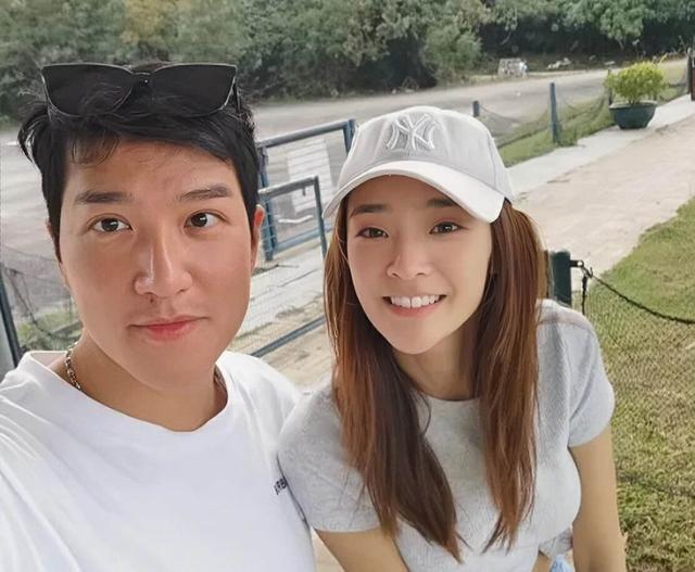 香港知名男星晒超级豪宅,堪比TVB剧中富豪人家,价值好几个亿|周子扬|TVB|超级豪宅_新浪新闻