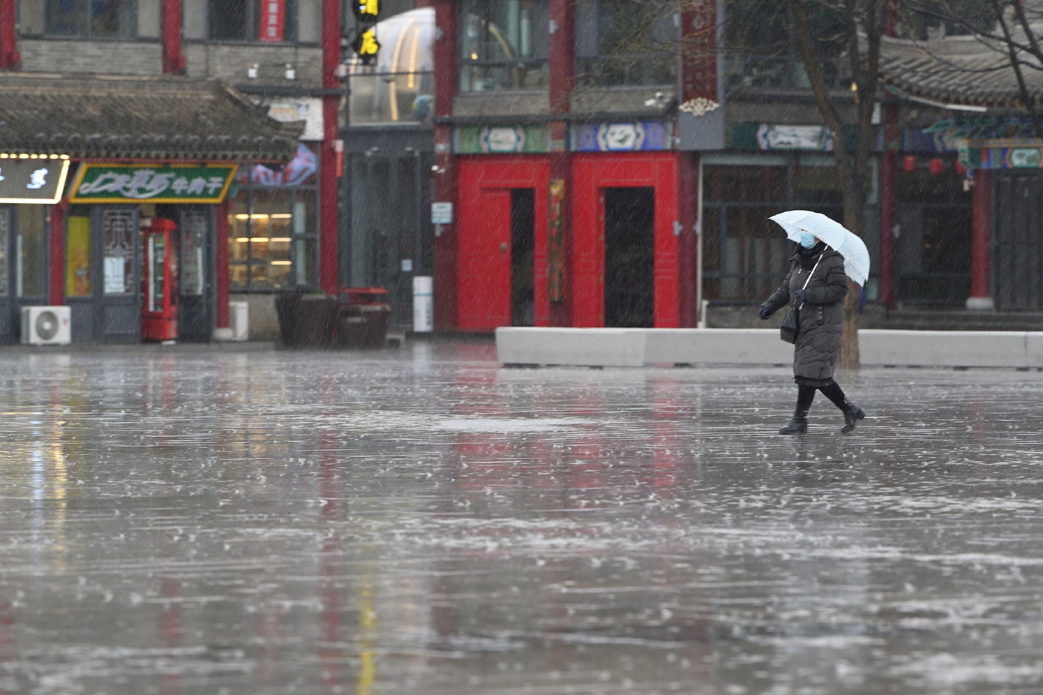 我国迎今年来最大范围强雨雪过程,春季天气为何复杂多变_手机新浪网