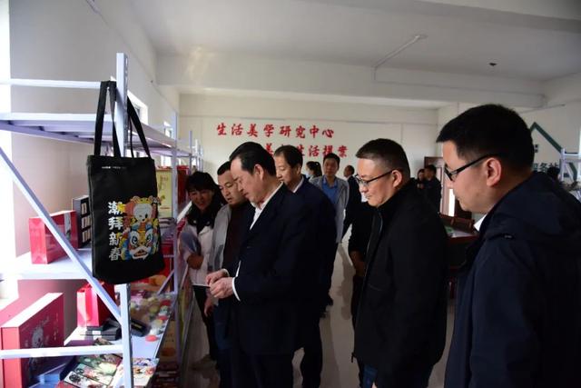 3月31日,洛阳市偃师区委书记彭仁来深入府店镇,山化镇,深入山区村庄就