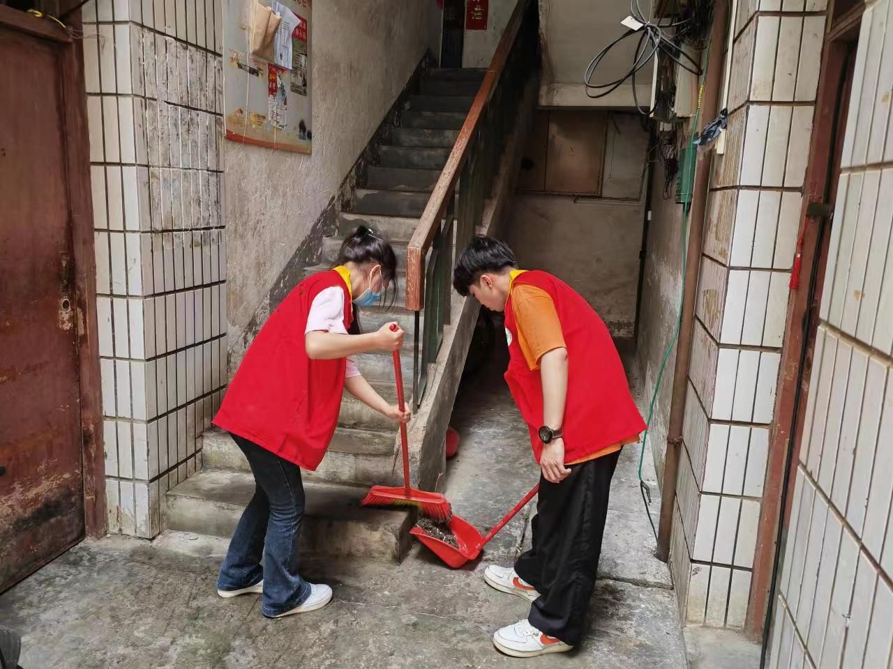 广西农业职业技术大学走进社区开展志愿服务活动