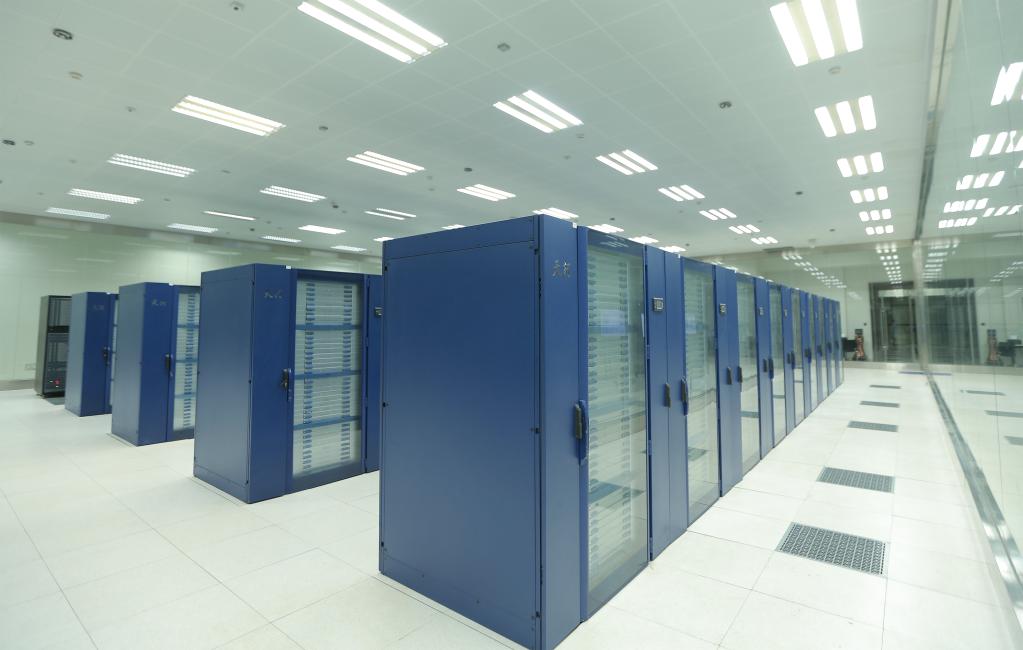 "天河一号"超级计算机.(受访者供图)