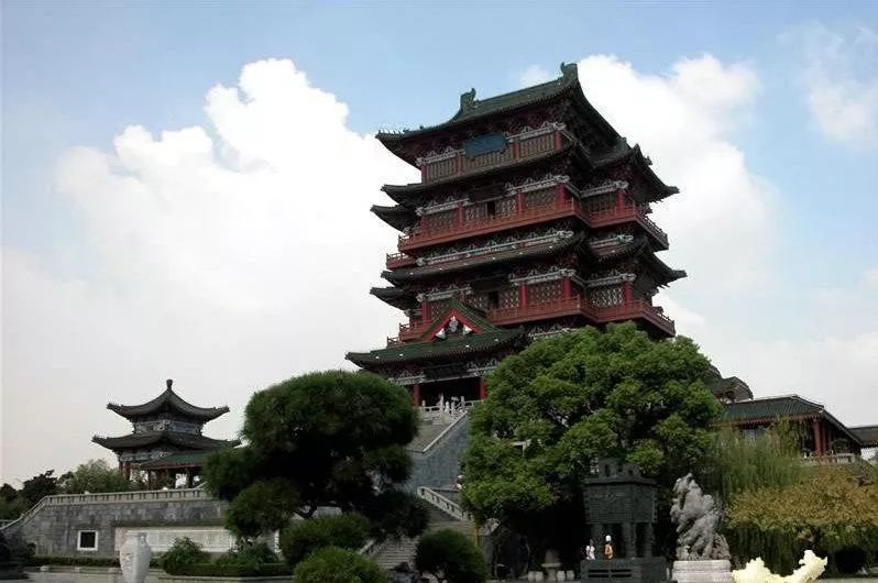 “寿比南山”中的“南山”，指的到底是哪座山？中国历史三大名楼-寿比南山中的南山指的是哪座山