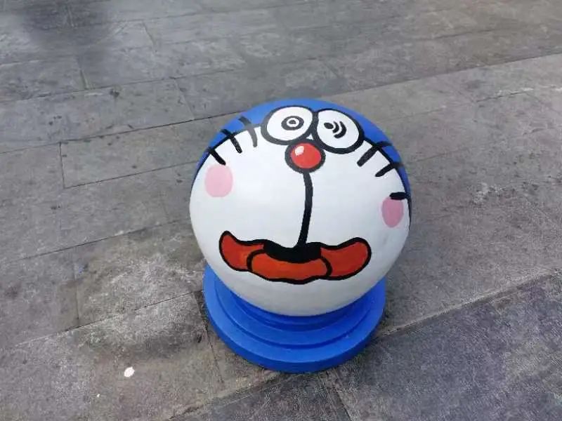 "复兴区用新颖独特的彩绘为城区增添了一抹靓丽的色彩传递了文明