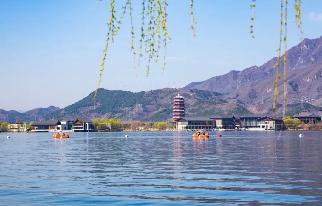 4月5日起,雁栖湖景区恢复游船登岛游_新浪财经_新浪网