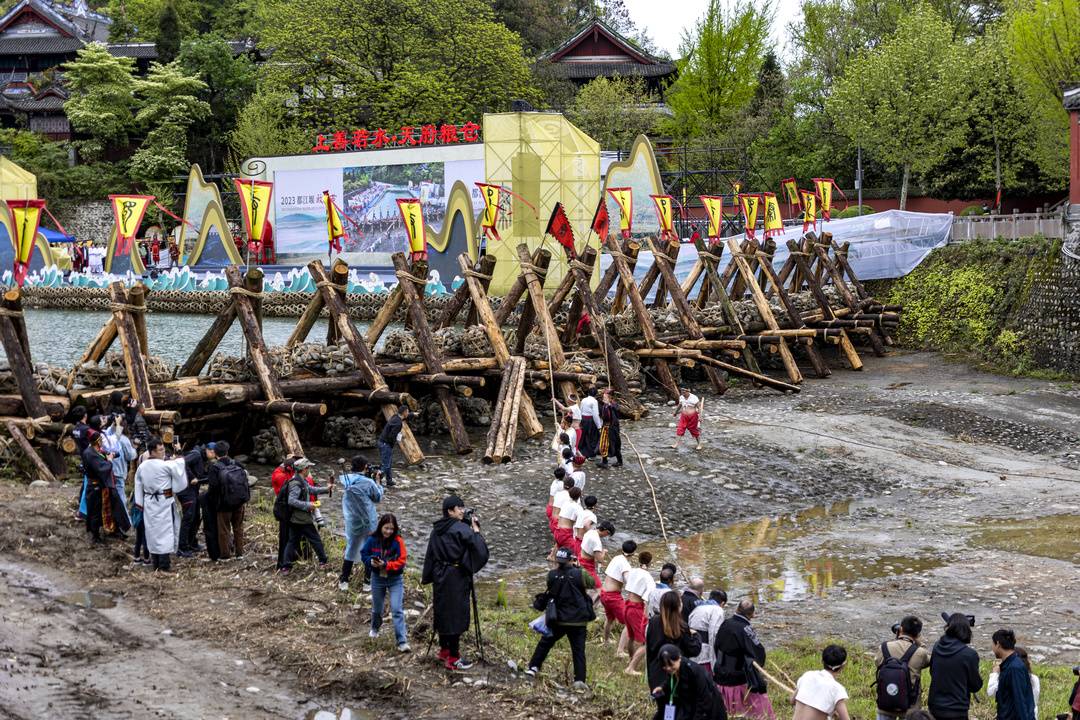 一江春水润天府 2023都江堰放水节盛大开幕|都江堰市|四川省_新浪新闻