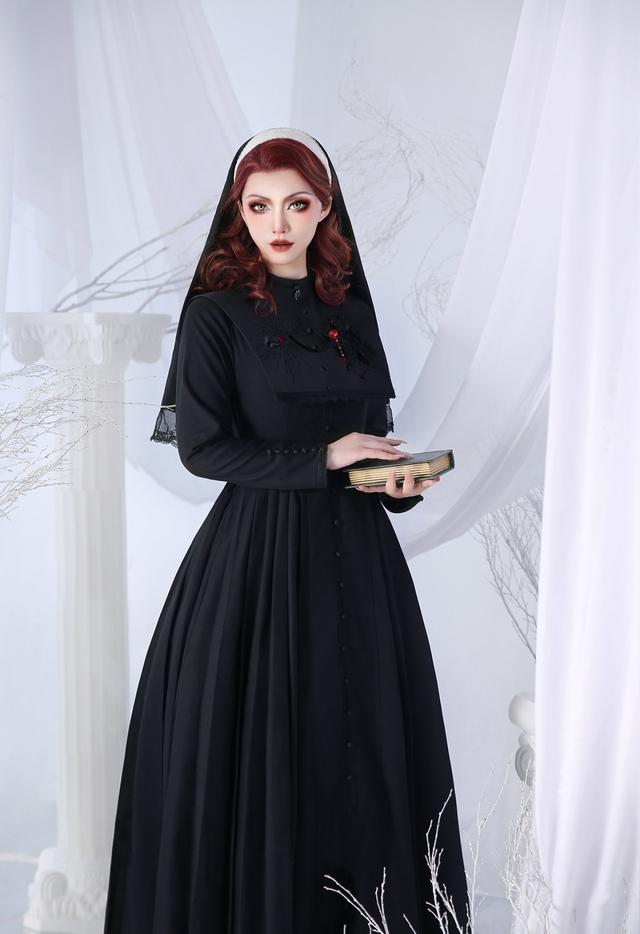 lolita 训导修女|修女|鬼鬼|上帝_新浪新闻