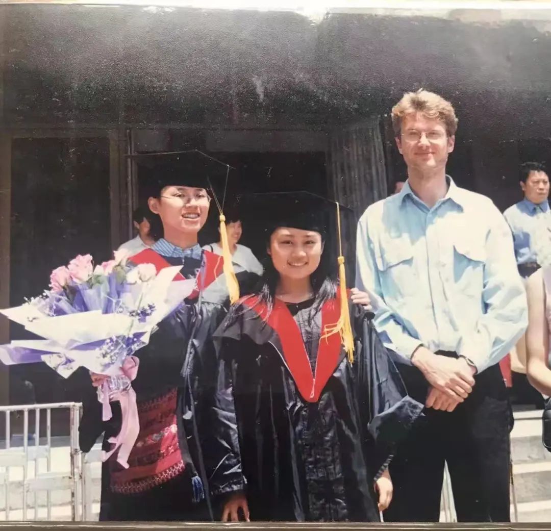 马克龙为什么要访问中山大学？休闲区蓝鸢梦想 - Www.slyday.coM