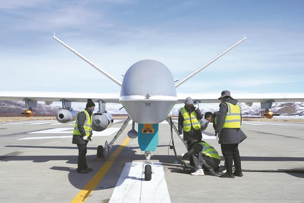 高原增雨 无人机高海拔稳定运行|无人机_新浪财经_新浪网