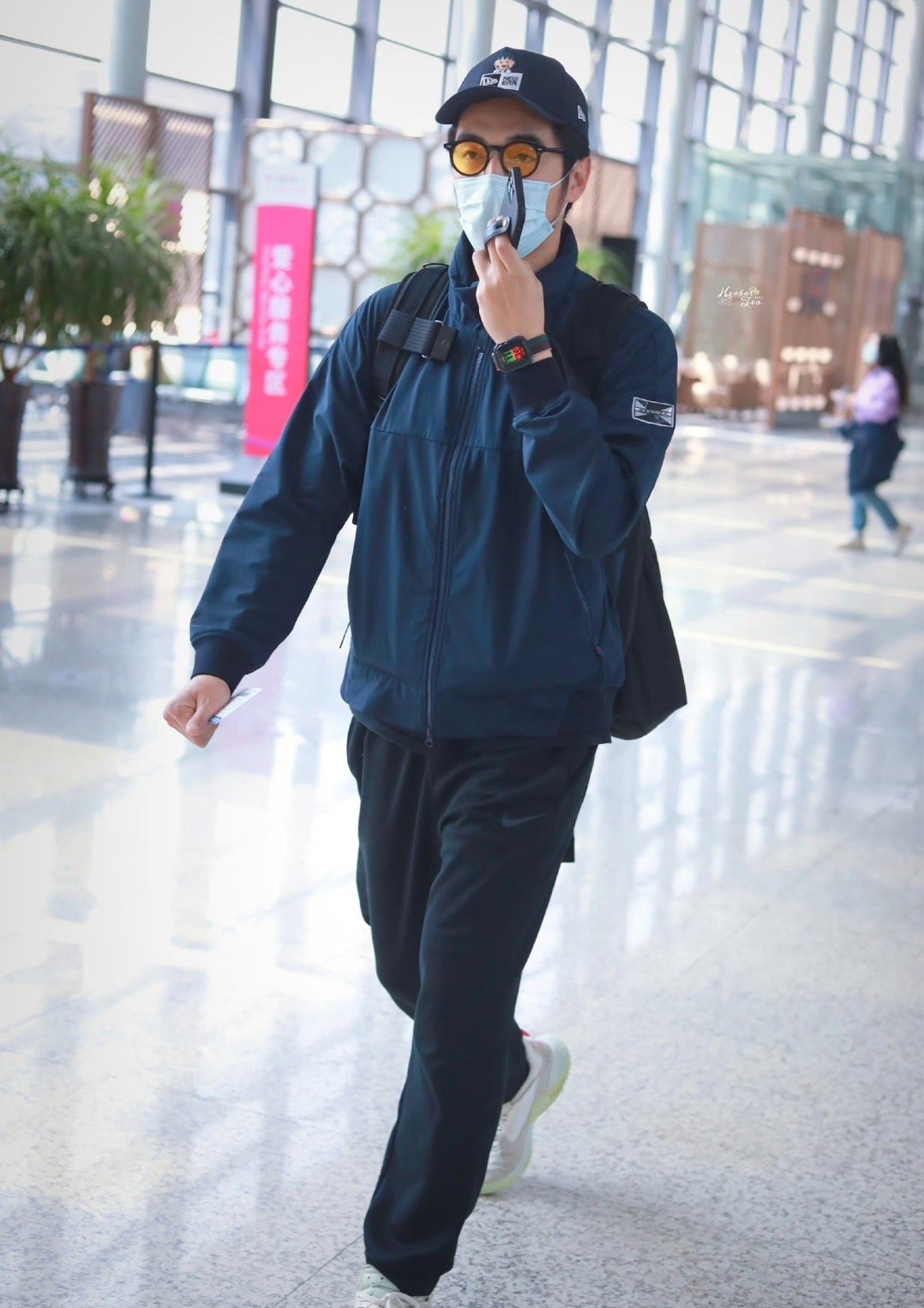 金世佳机场路透|金世佳|机场路|要久久爱_新浪新闻