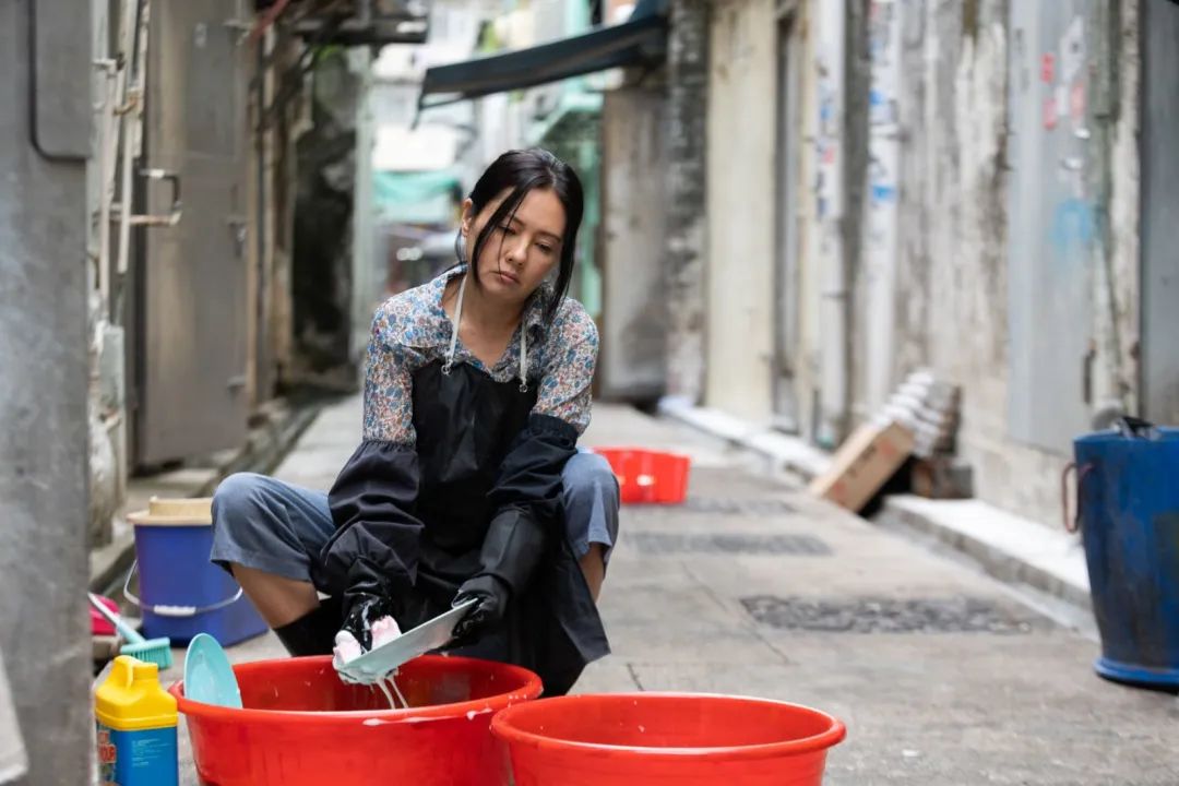 她曾是香港“纯欲天花板”，复出后一举拿下影后，如今57岁再靠演技惊艳全网：我的故事还没到结尾休闲区蓝鸢梦想 - Www.slyday.coM