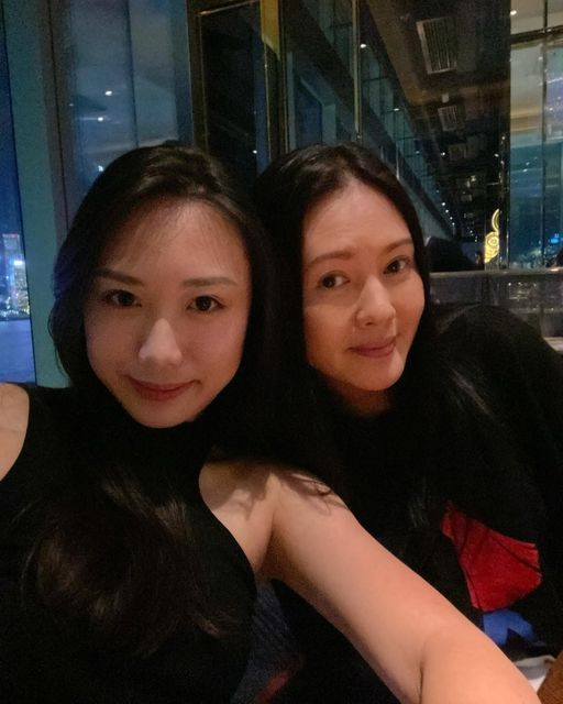 她曾是香港“纯欲天花板”，复出后一举拿下影后，如今57岁再靠演技惊艳全网：我的故事还没到结尾休闲区蓝鸢梦想 - Www.slyday.coM