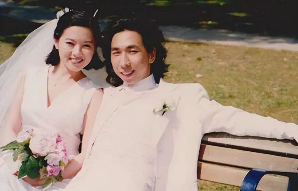 她曾是香港“纯欲天花板”，复出后一举拿下影后，如今57岁再靠演技惊艳全网：我的故事还没到结尾休闲区蓝鸢梦想 - Www.slyday.coM